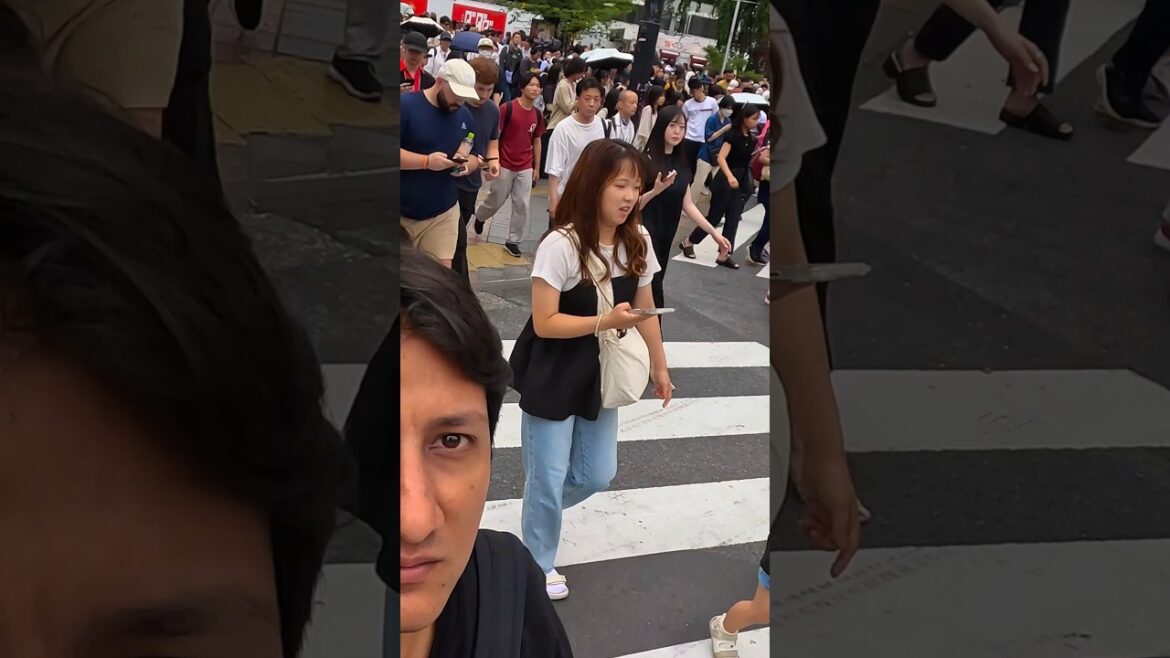 Shibuya Crossing, famous world's busiest pedestrian intersection #tokyo #travel #japan