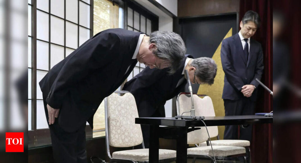 Japanese officials apologise at grave of wrongfully detained man Japanese officials apologise at grave of wrongfully detained man