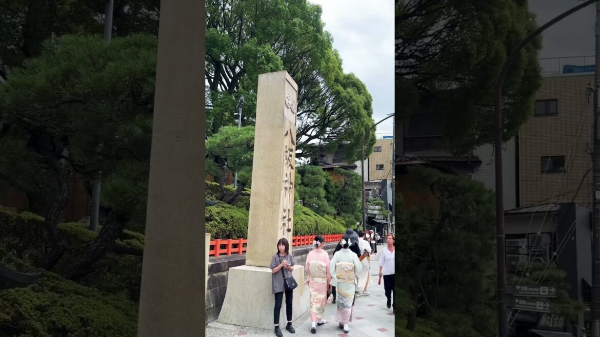【KYOTO】 Must-See Tourist Attraction - Yasaka Shrine