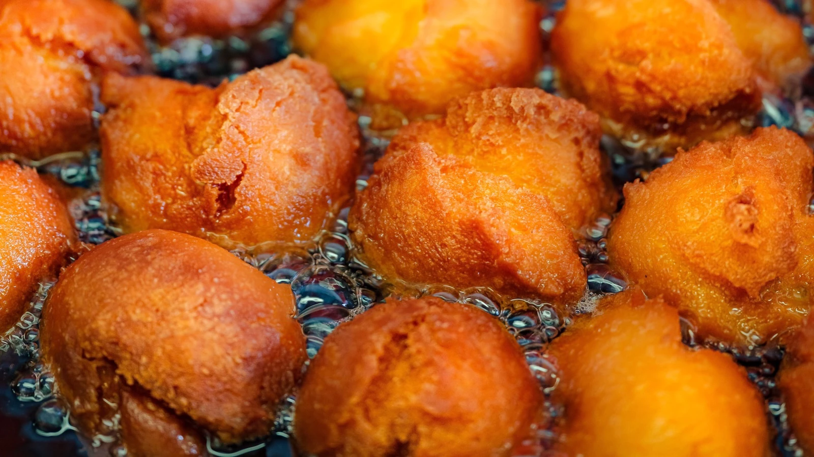 andagi cooking