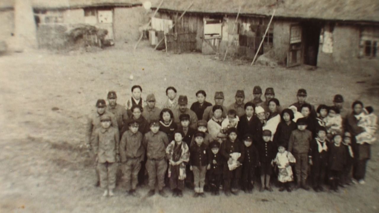 The Kurokawa Settler Community, whose members moved to what is now China’s Songyuan, Jilin Province, in 1941. (© TV Asahi) 