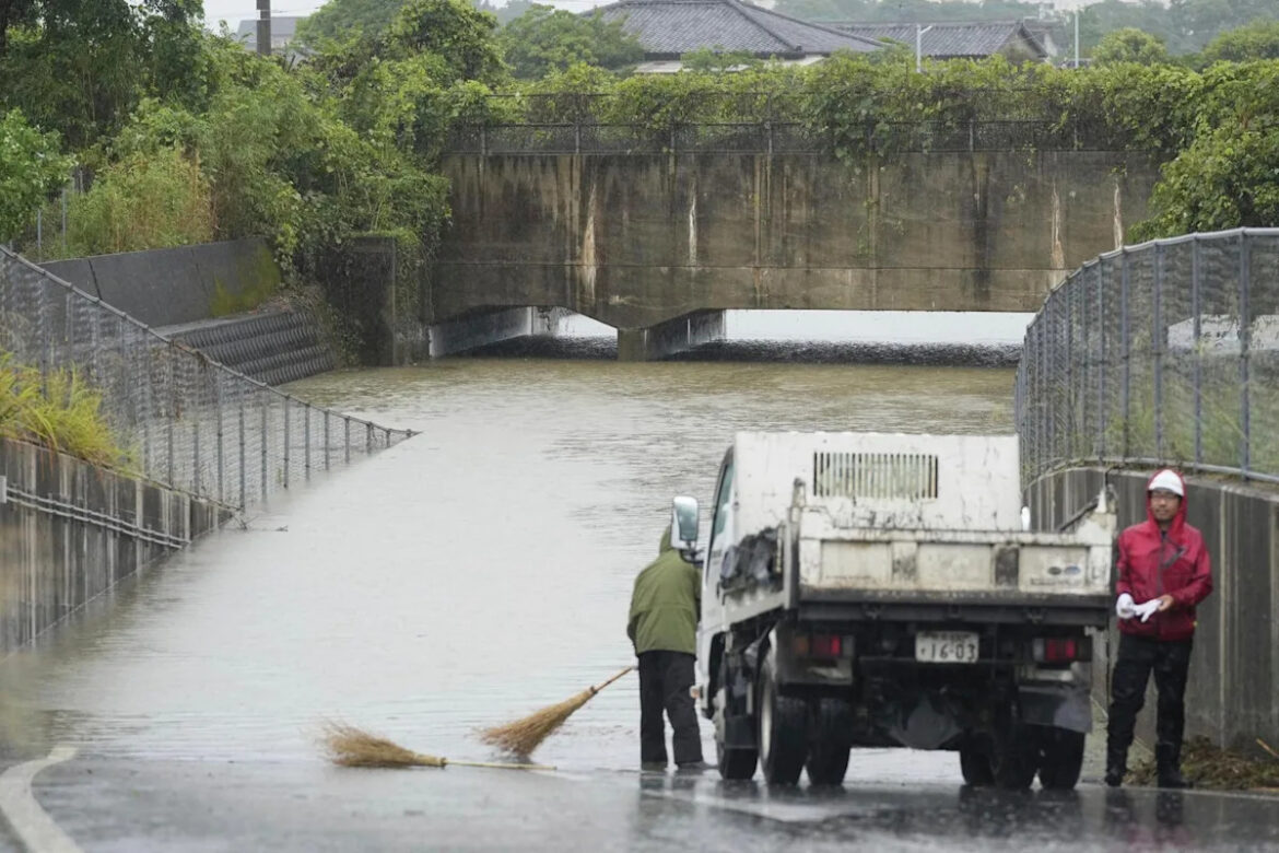 Torrential rains in southern Japan cause flooding, mudslides and travel disruptions Torrential rains in southern Japan cause flooding, mudslides and travel disruptions
