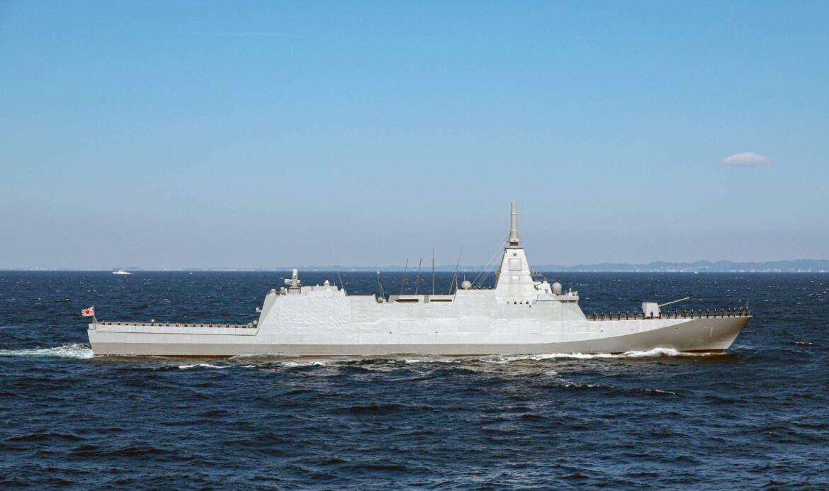 Australian defense chief to inspect Japanese frigate Australian defense chief to inspect Japanese frigate