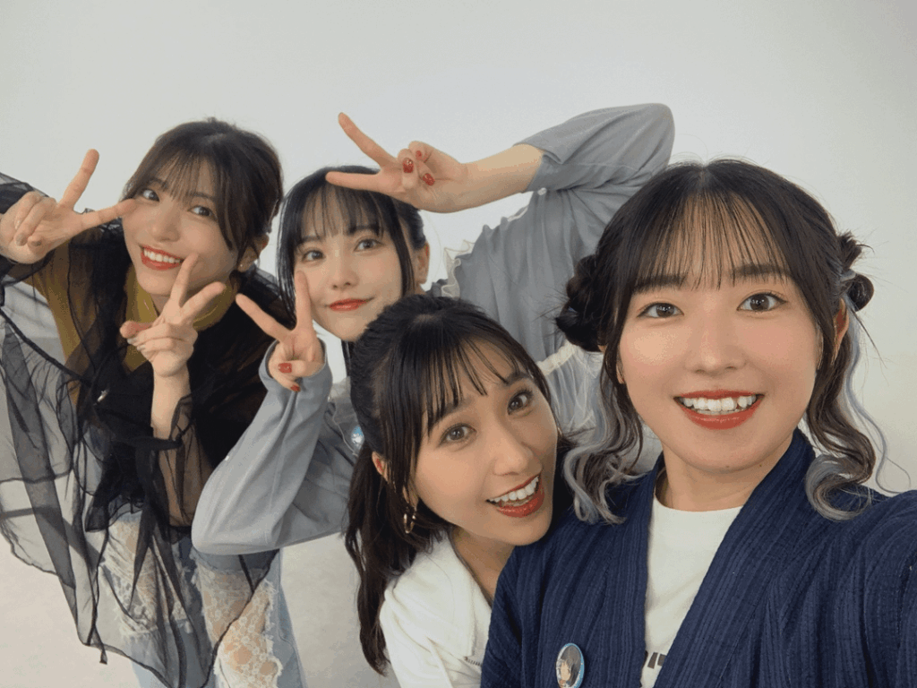 Yamaki Anna, Yuikawa Asaki, Omigawa Chiaki, and Mikawa Haruna from the Rinkai！LIVE Camp Special