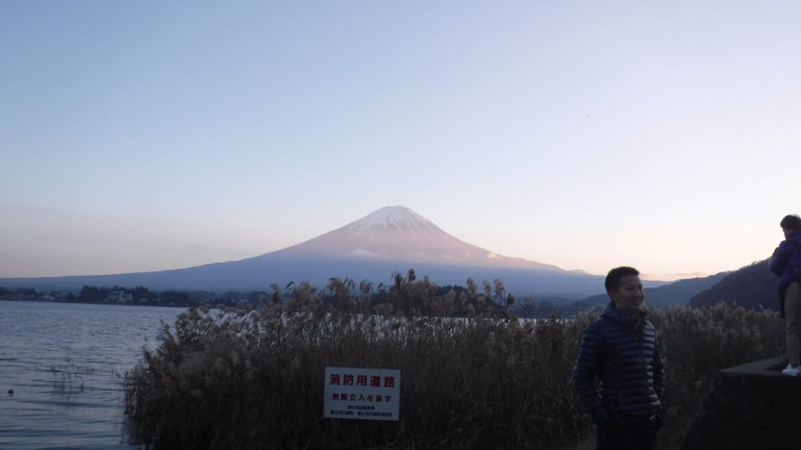 Tokyo is preparing for a Mt Fuji eruption and an AI video is here to show what if | World News Mount Fuji, made famous in ukiyoe, or woodblock prints, of 18th and 19th Century Edo Era masters Katsushika Hokusai and Utagawa Hiroshige, is a popular tourist destination. (Representational Photo / Wikimedia Commons)