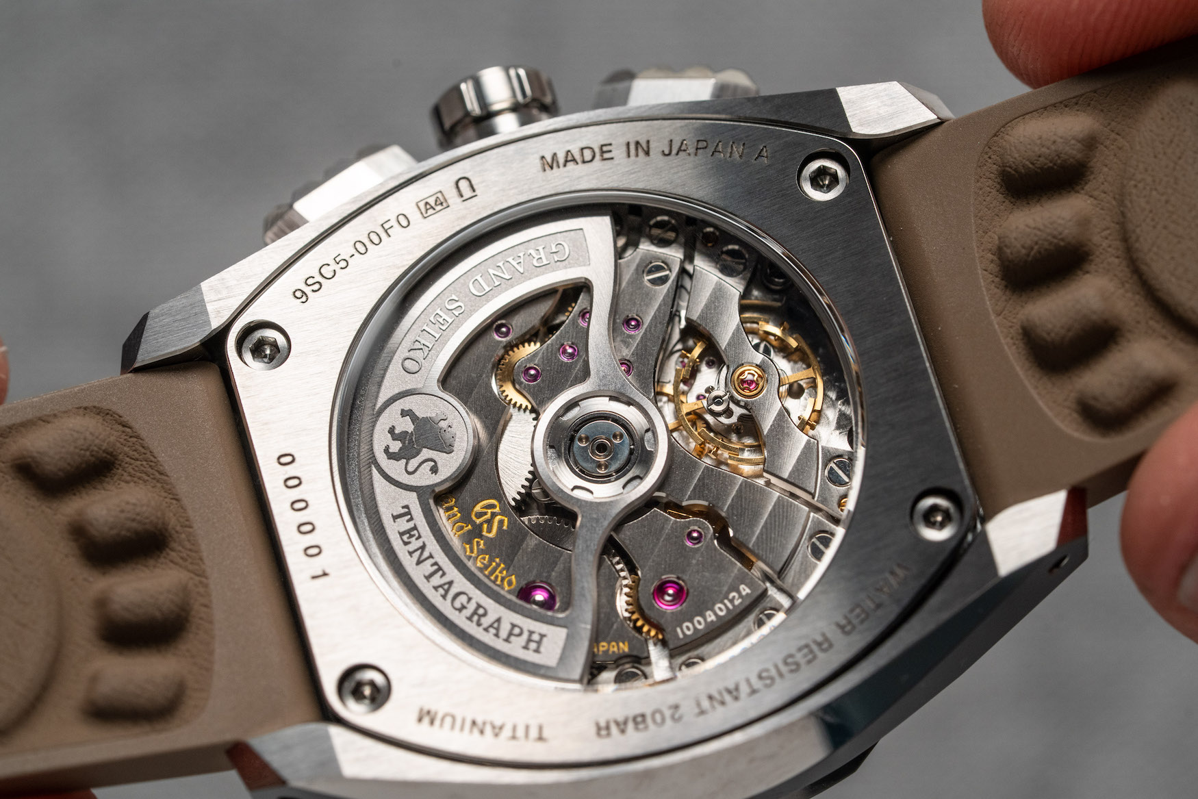 Grand Seiko SLGC009 Tokyo Lion Tentagraph 26
