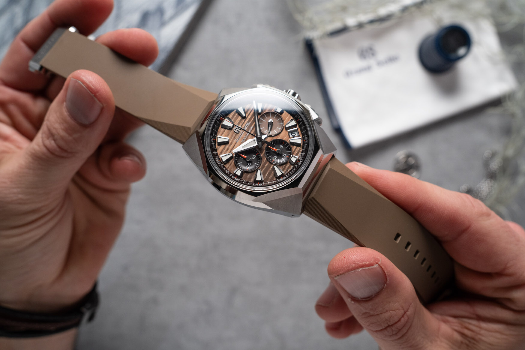 Grand Seiko SLGC009 Tokyo Lion Tentagraph 5