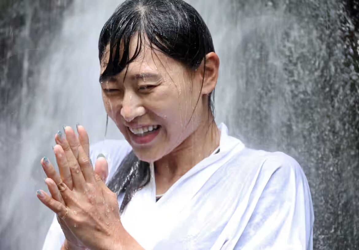 Takigyo waterfall meditation