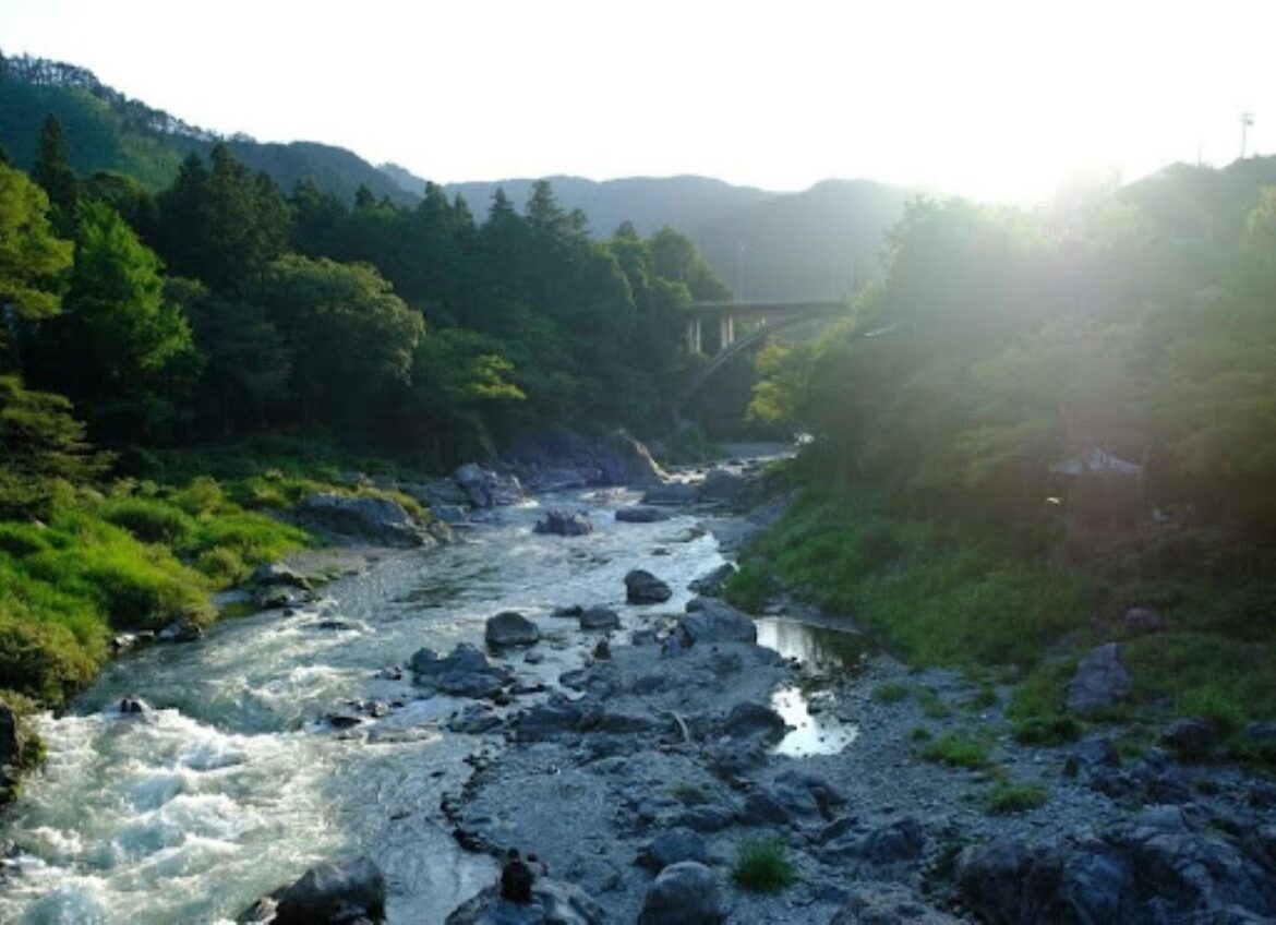 Beating the Heat in Summertime Tokyo: Mountains, Islands, Water Sprinkling and More Tokyo Beating the Heat in Summertime rs