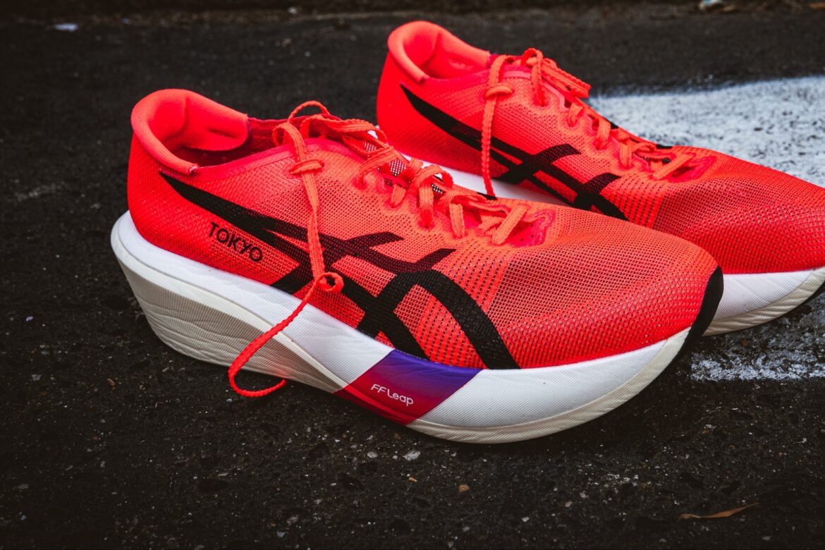 Asics Metaspeed Edge Tokyo Review: Softer, Yet Solid asics metaspeed edge tokyo - feature