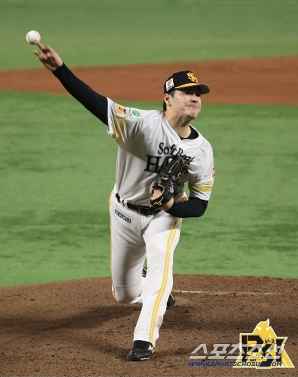 The first and third starters were put into the first and second place showdowns, and the last team in May was the leader in four games. 