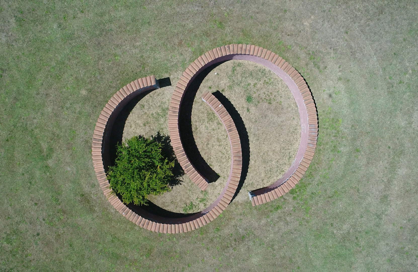 Hidetoshi Nagasawa's Reversed Garden at Villa La Magia, Quarrata. Photo: Alessandro Pasquali / Danae Project