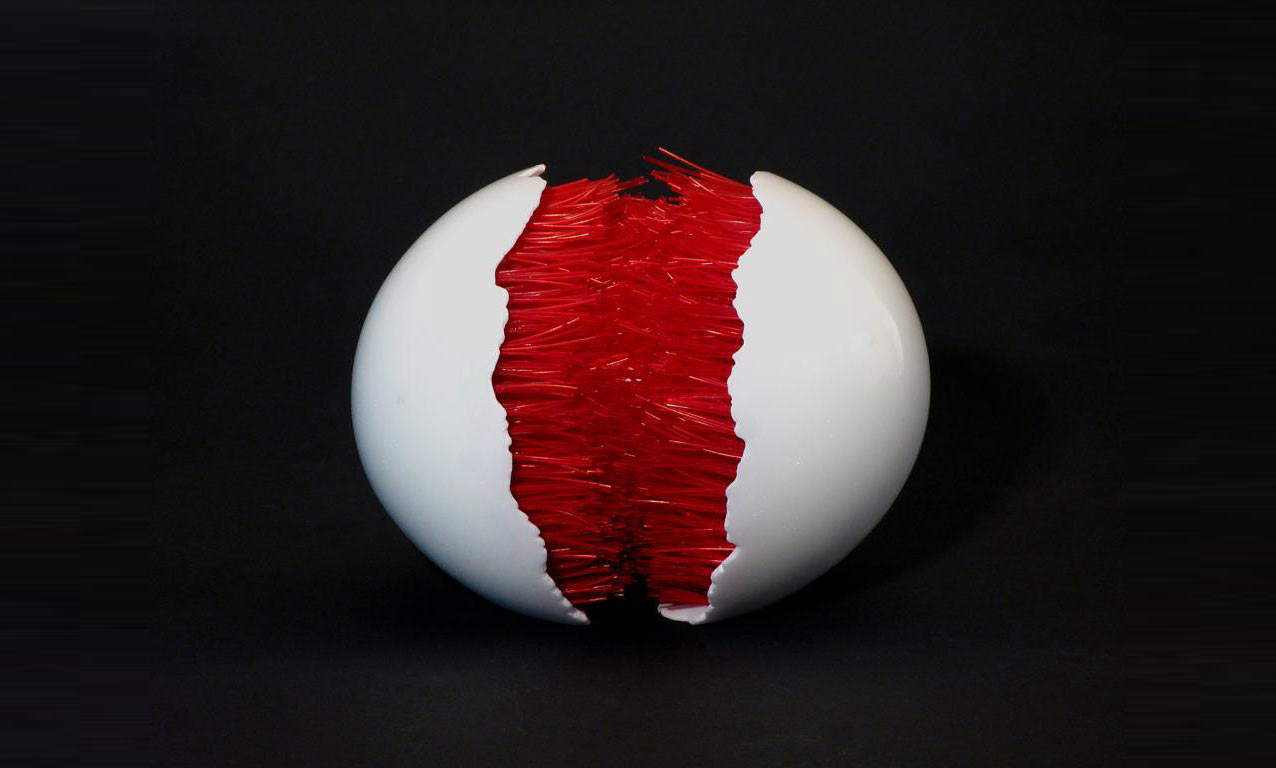 Kenji Takahashi, Egg (2008; statuary marble and nylon, 18 x 12 x 12 cm)