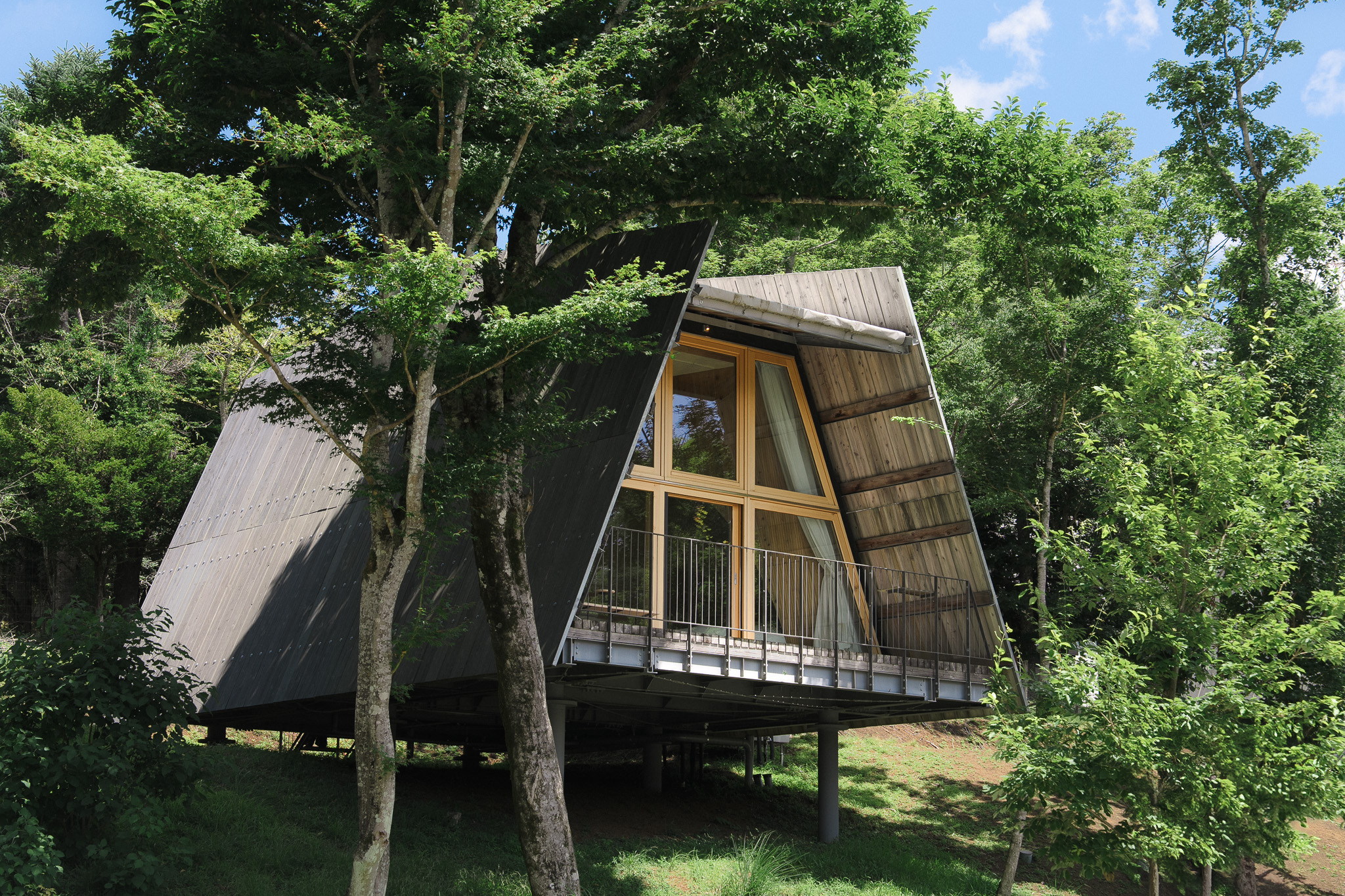 sanu 2nd home cabin