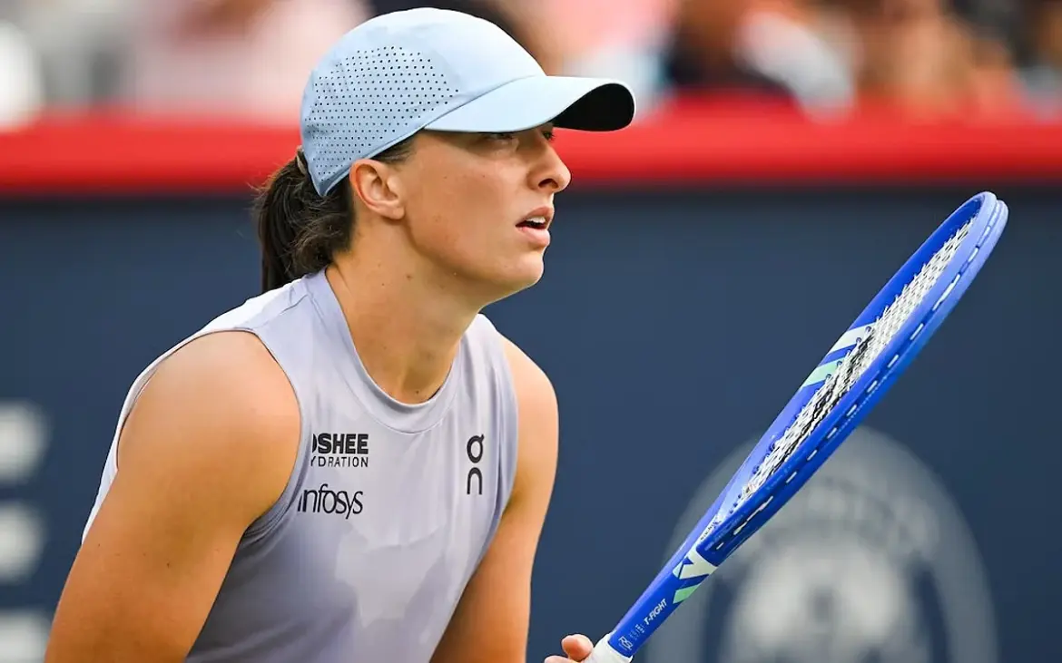 Swiatek stunned by Tauson ; Osaka roars into quarters Swiatek stunned by Tauson ; Osaka roars into quarters