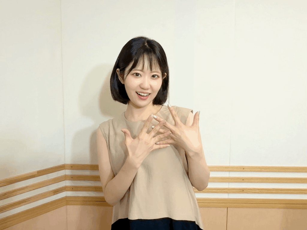 Touyama Nao from @living