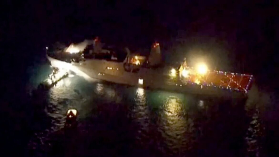 USS New Orleans blaze extinguished at Okinawa, now under investigation USS New Orleans blaze extinguished at Okinawa, now under investigation