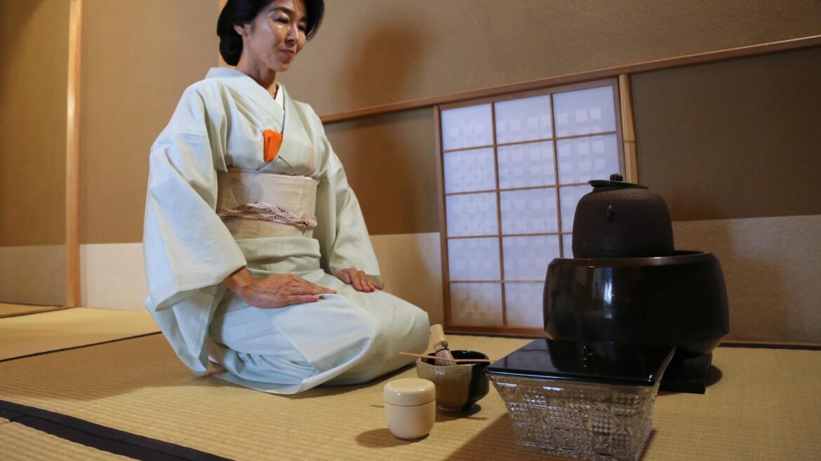 Matcha madness leaves Japan's tea ceremony pros skeptical