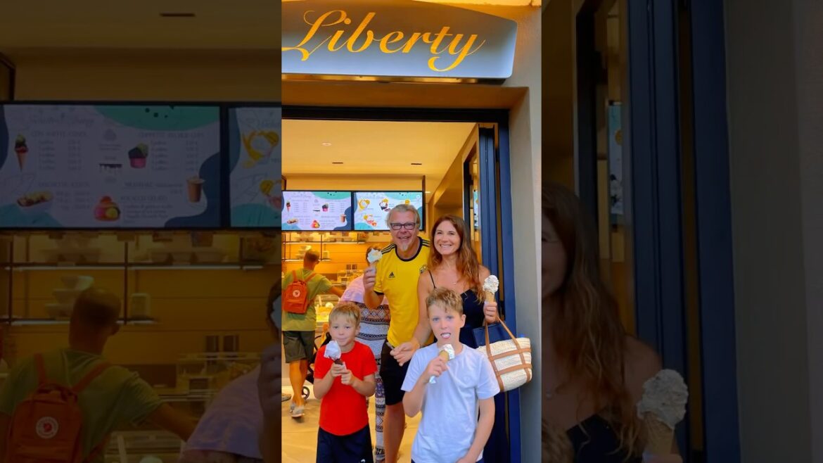Best Ice-cream In Torbole Italy 🇮🇹 Lake Garda #lakegarda #shorts Best Ice-cream In Torbole Italy 🇮🇹 Lake Garda #lakegarda #shorts