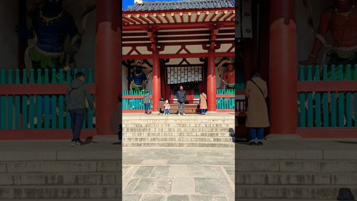 Osaka famous places SHITENNŌ-JI Temple, Keitakuen Garden,