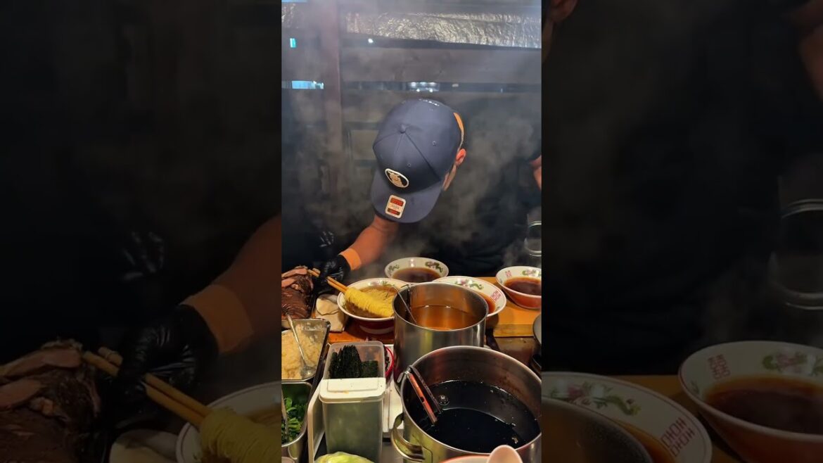 Are Japanese street stalls so particular?v#shorts #japanesefood #ramennoodles #foodies #shortfood Are Japanese street stalls so particular?v#shorts #japanesefood #ramennoodles #foodies #shortfood