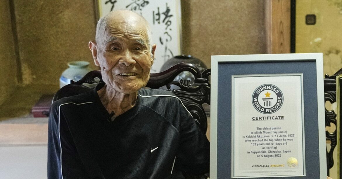 102-year-old Japanese man becomes oldest person to climb Mount Fuji 102-year-old Japanese man becomes oldest person to climb Mount Fuji