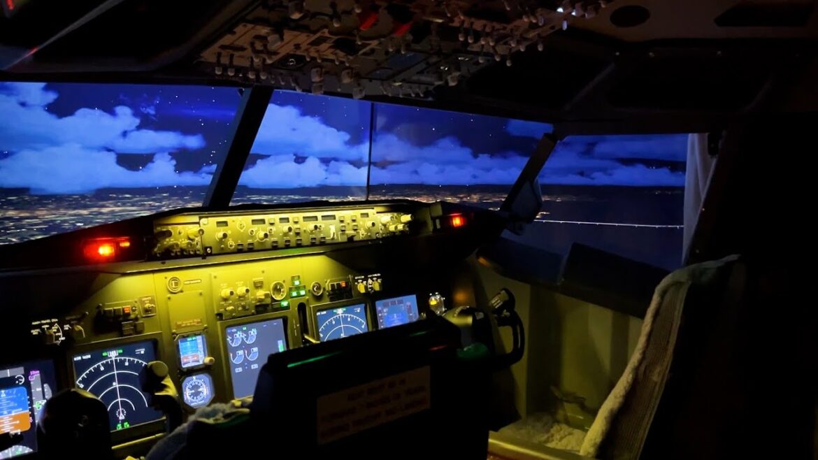 Cockpit Hotel Room!? Spending a Night at Tokyo Haneda Airport Cockpit Hotel Room!? Spending a Night at Tokyo Haneda Airport