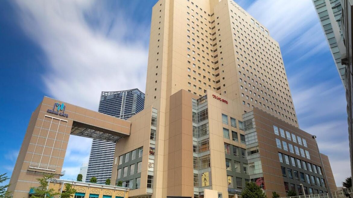 Yokohama Sakuragicho Washington Hotel, Japan | Travel Book Yokohama Sakuragicho Washington Hotel, Japan | Travel Book