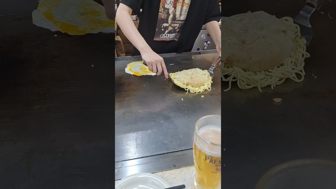 Hiroshima Famous Food - Okonomiyaki #japanesefood #japantravel #japanlife  #travel