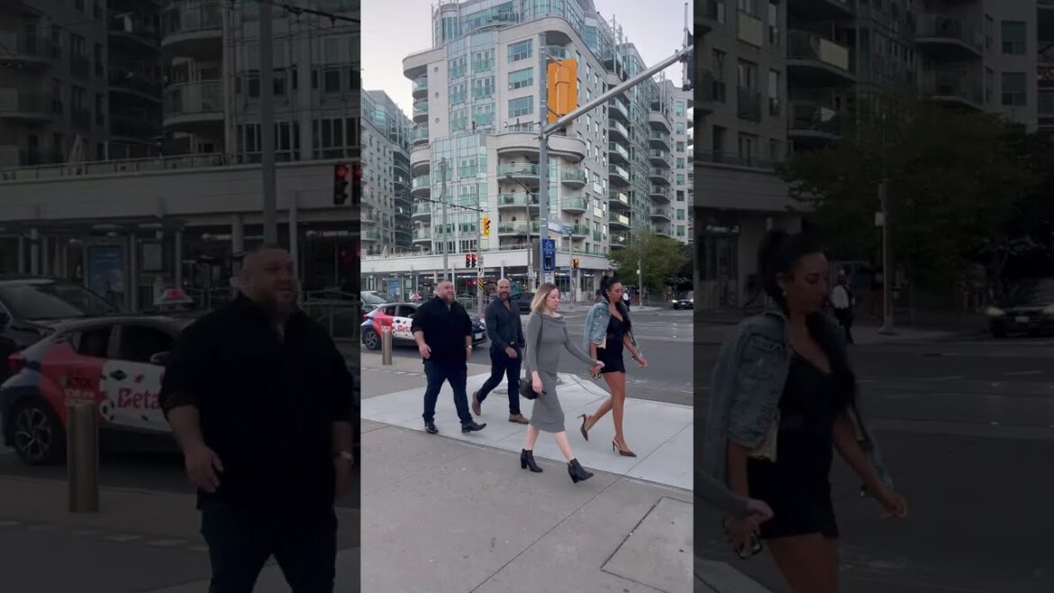 ASMR Toronto Walk | Random Toronto Videos| Day & Night Toronto Walking Tours | CANADA