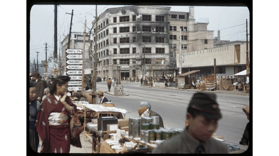 Black Markets and the Reimagining of Tokyo | Nihombashi Takashimaya S.C.