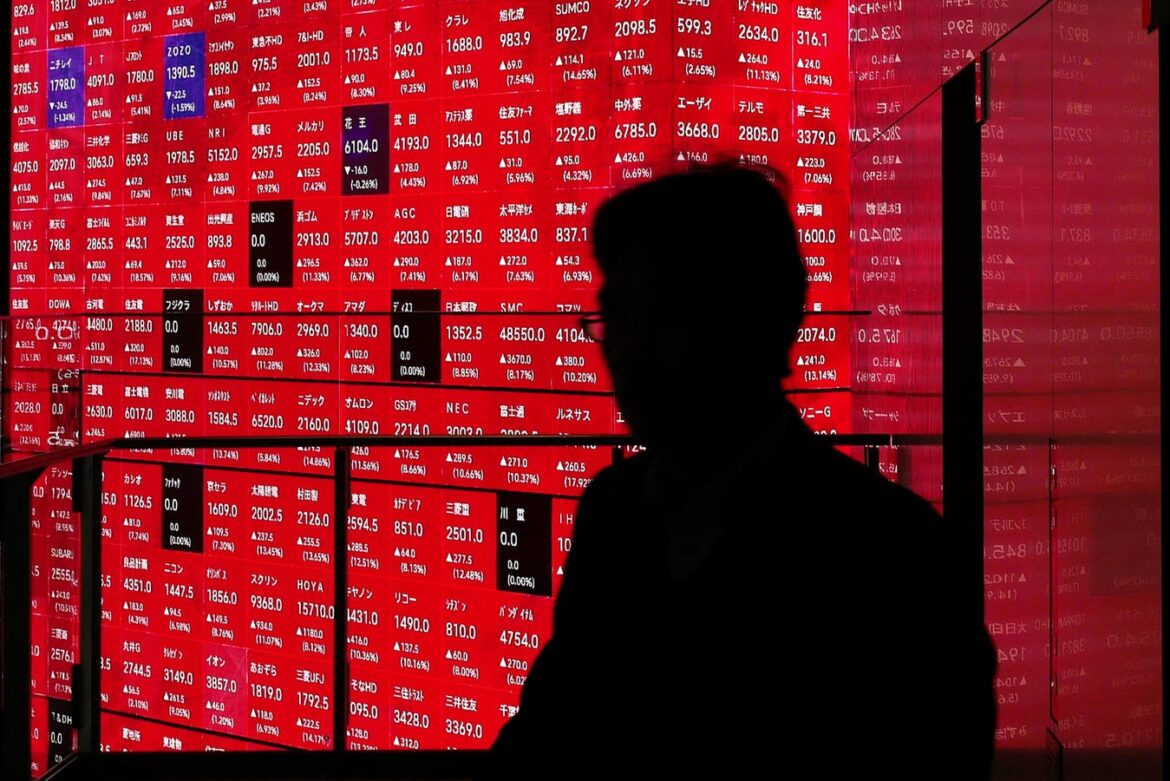 Japan’s Nikkei Losing Its Investment ‘Whale’ At Rocky Moment Japan’s Nikkei Losing Its Investment ‘Whale’ At Rocky Moment