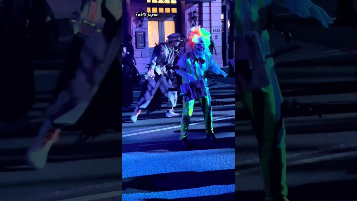 Street Zombies in Universal Studios Japan#streetzombies#zombies#halloweenzombies#horrornight Street Zombies in Universal Studios Japan#streetzombies#zombies#halloweenzombies#horrornight