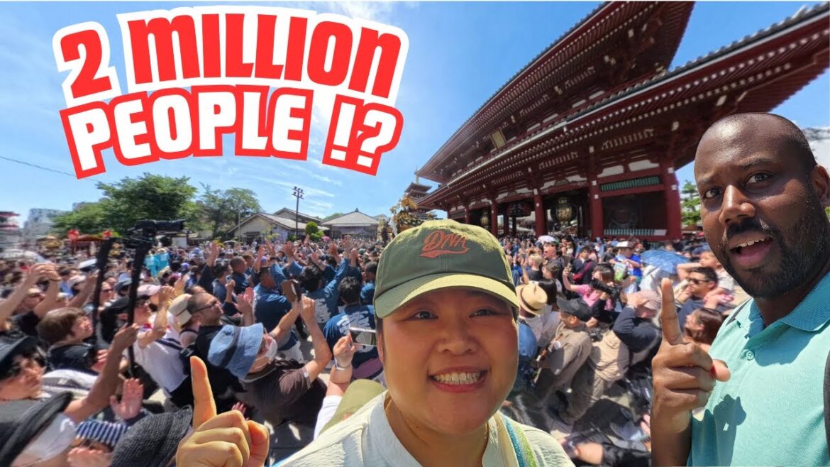 This Festival Parade Is Like Nothing You’ve Seen: Sanja Matsuri Japan This Festival Parade Is Like Nothing You've Seen: Sanja Matsuri Japan