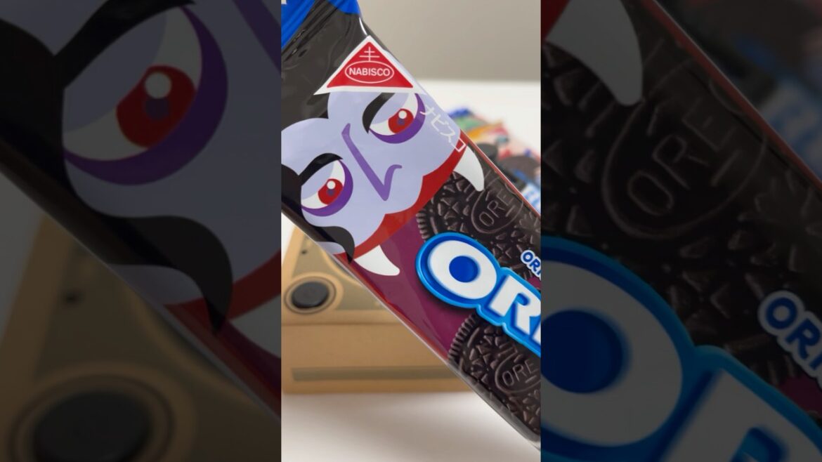 Halloween Oreo Vampire with Oreo Music Box Interesting Gadgets #shorts