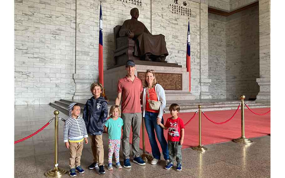 The Marcos Family poses for a photo in the National Palace Museum. 
