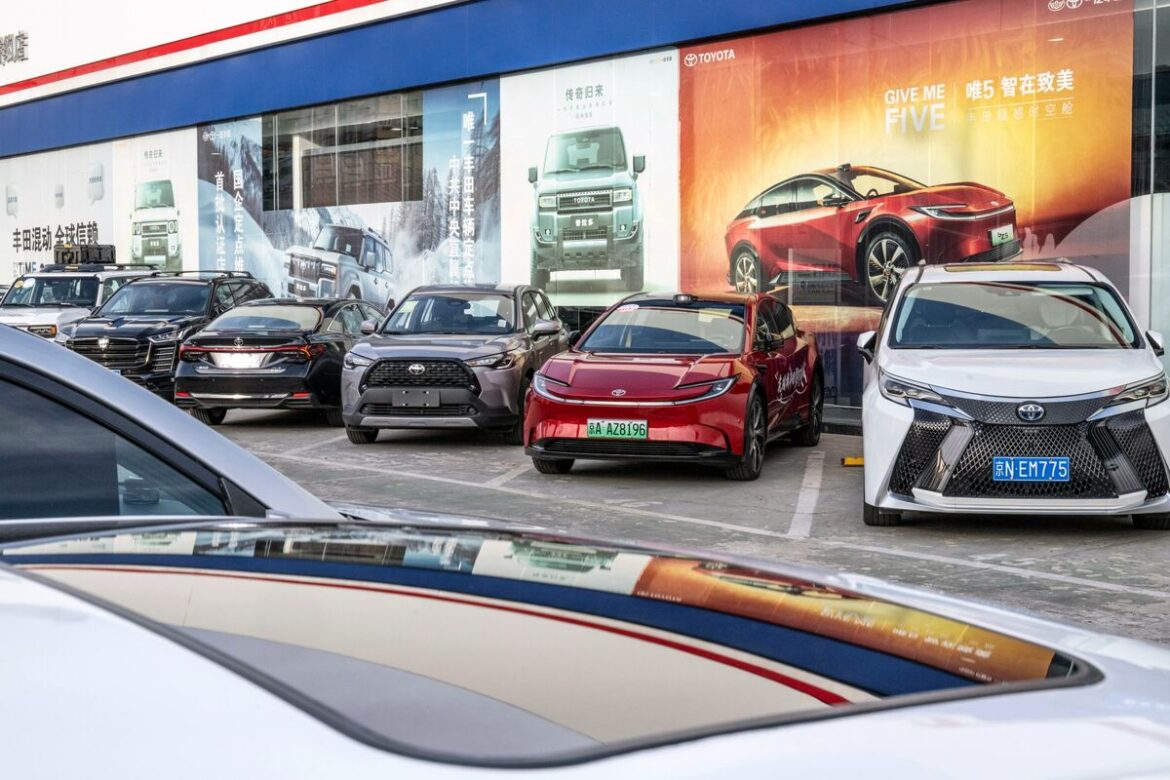 Toyota Buoyed by China, North America Sales Amid Japan Downturn