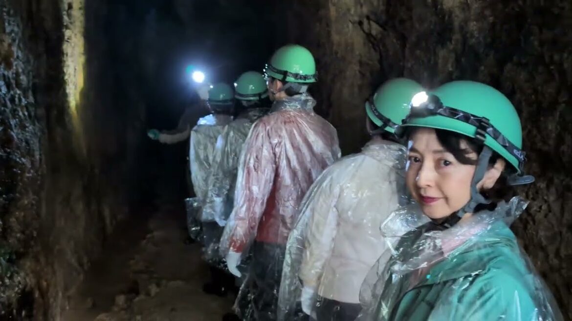 Sadogashima, Niigata (新潟県佐渡島) – Sado Kinzan Gold Mine (佐渡金山) Ogiriyama Mine Yamashi tour (山師ツアー) Sadogashima, Niigata (新潟県佐渡島) - Sado Kinzan Gold Mine (佐渡金山) Ogiriyama Mine Yamashi tour (山師ツアー)