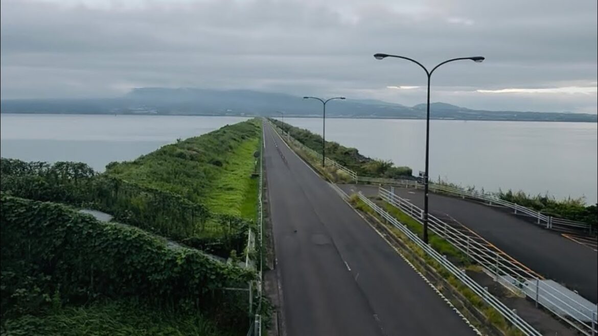 Sea side view 😲❤️watch till end #vlog #japan #travel #visitjapan #nagasaki #funny #nepal