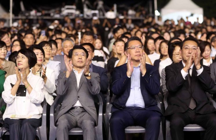 Songpa District Welcomes Sister City Bunkyo Delegation to Hansung Baekje Cultural Festival