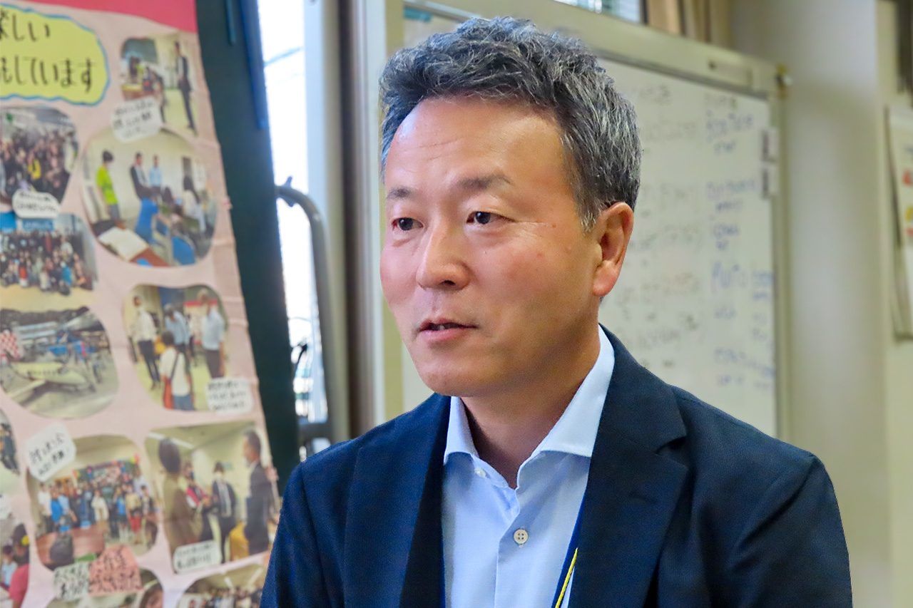 “We had been considering supporting foreign children’s education since 2019,” says Moriwaki Takahiro of NGK Insulators. (© Tanaka Keitarō)