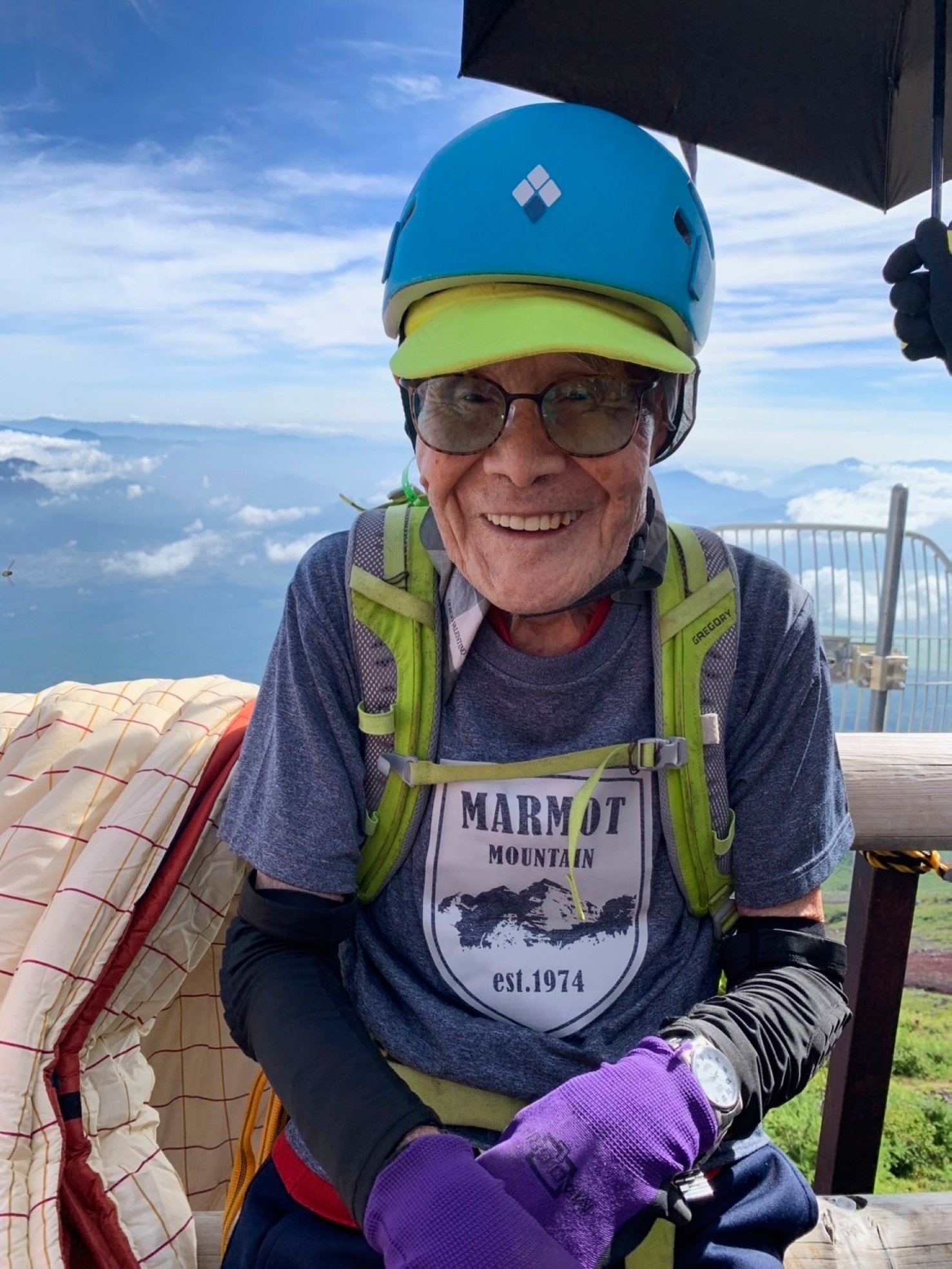 This photo provided by Motoe Hoshino shows her father Kokichi Akuzawa as they were climbing Mount Fuji, Tokyo, Aug. 5, 2025. (AP Photo)