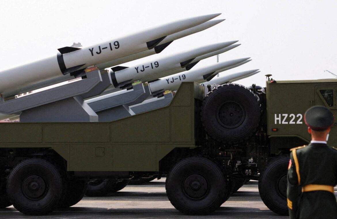 At parade, China shows off powerful new weaponry to keep rivals at bay At parade, China shows off powerful new weaponry to keep rivals at bay