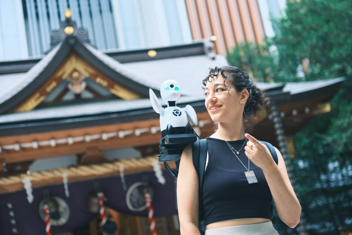 Robot tour guides in Tokyo offer way for those with disabilities to work Robot tour guides in Tokyo offer way for those with disabilities to work