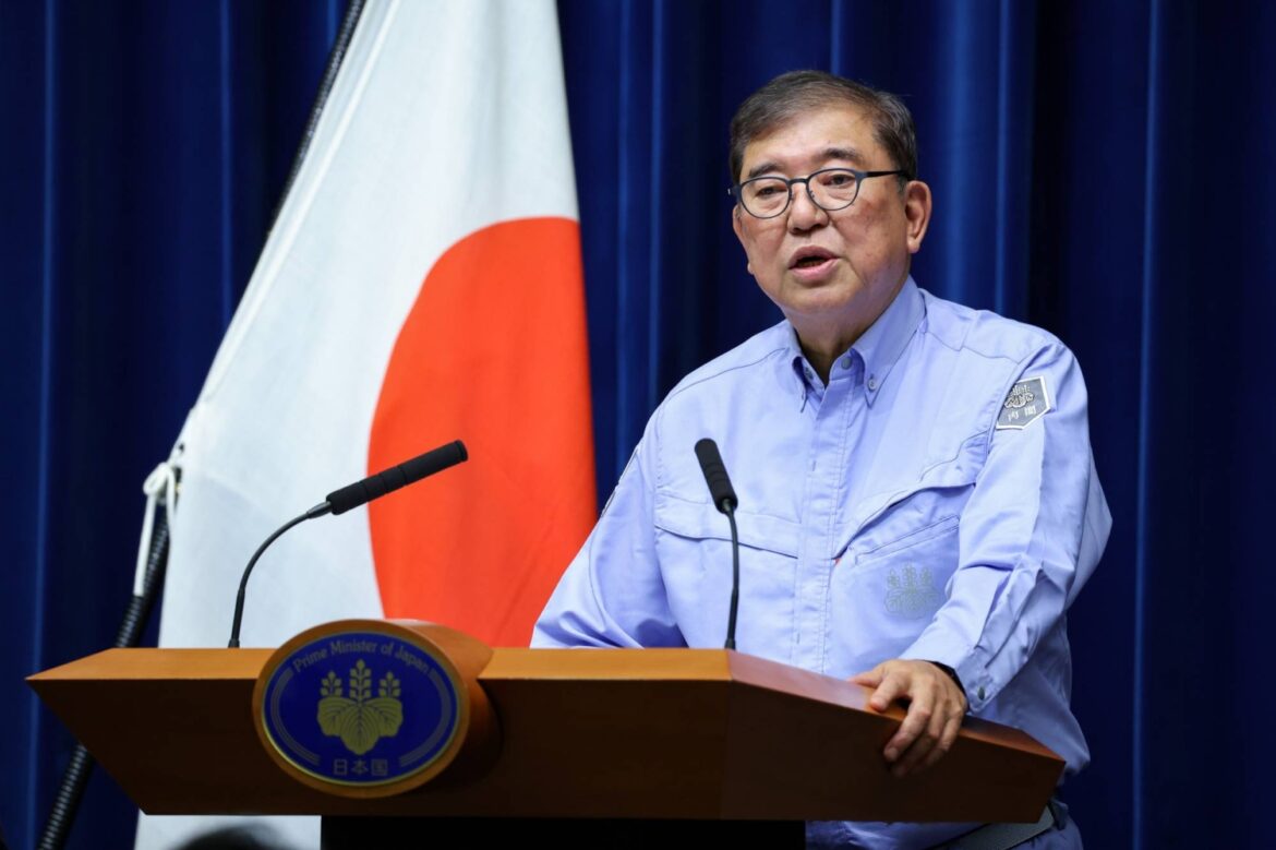 Japanese team detect gradual seafloor caving near Nankai Trough