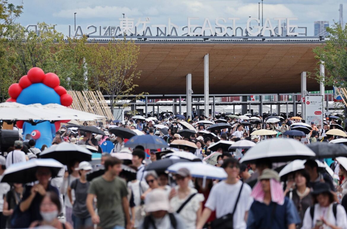Osaka Expo visitors exceed breakeven point Osaka Expo visitors exceed break-even point