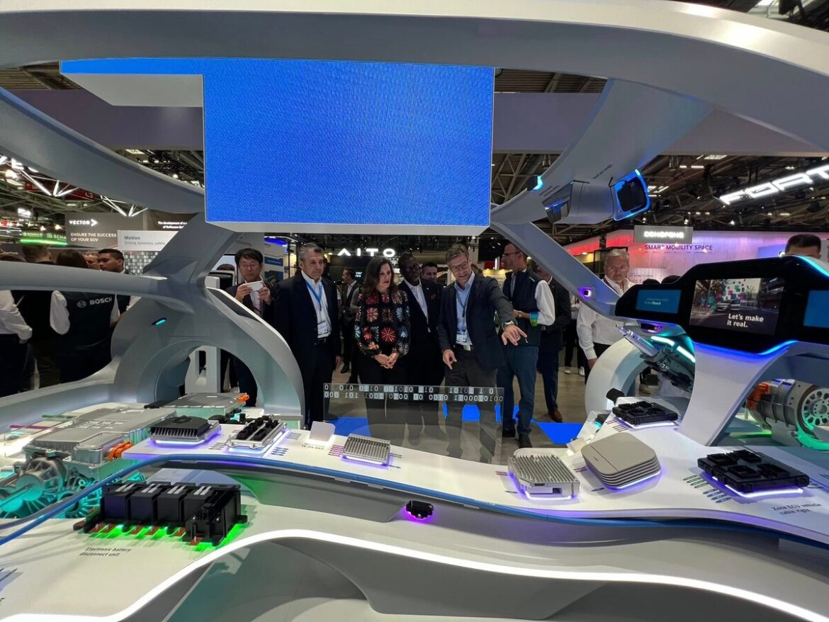 Whitmer’s world travel costs $1 million in 2025 – Michigan Capitol Confidential Whitmer spent $216,000 on Japan trip – Michigan Capitol Confidential