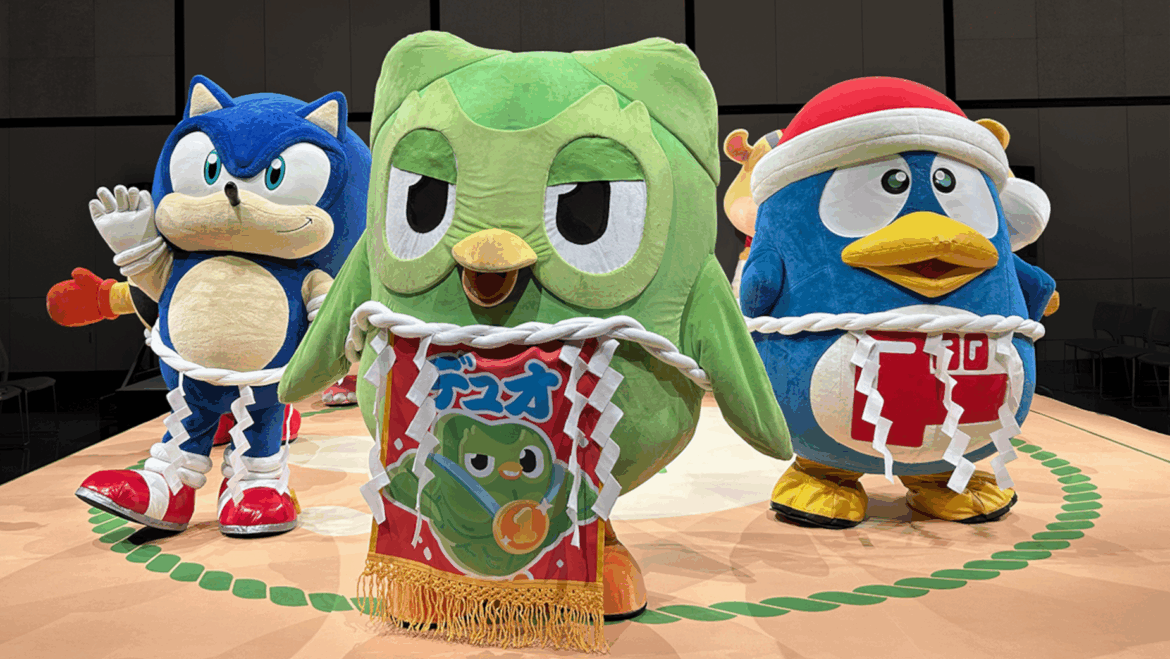 Duolingo’s Iconic Owl Stages Mascot Sumo Showdown in Tokyo Duolingo's Iconic Owl Stages Mascot Sumo Showdown in Tokyo