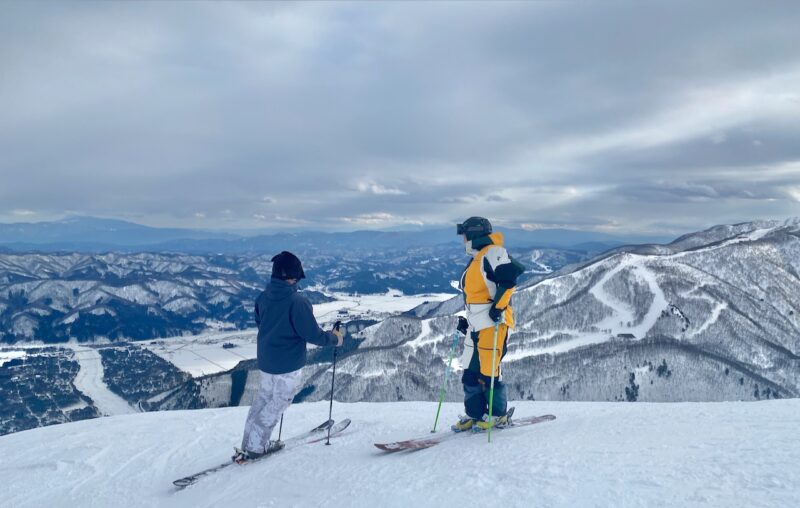 PlanetSKI in Japan. Image © PlanetSKI