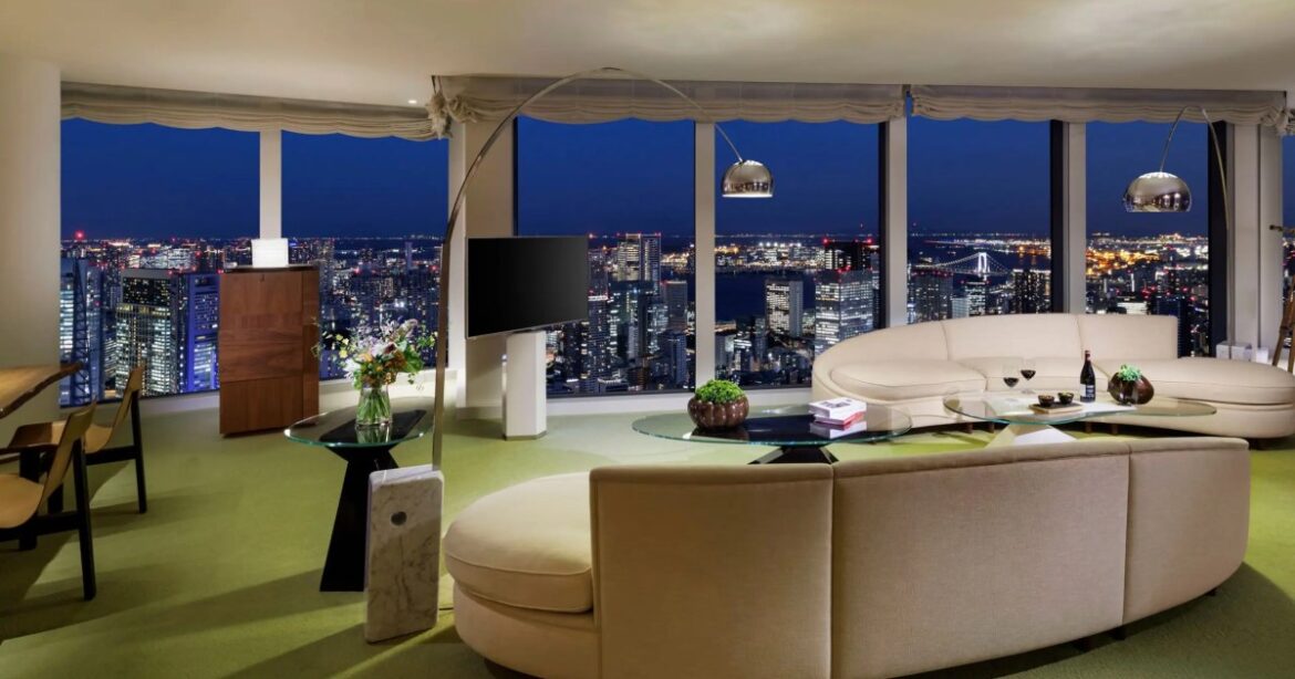 This Tokyo hotel offers a retro nightlife experience you can’t miss This Tokyo hotel offers a retro nightlife experience you can’t miss